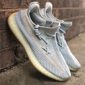 YEEZY BOOST 350 V2 CLOUD WHITE (Non-Reflective)